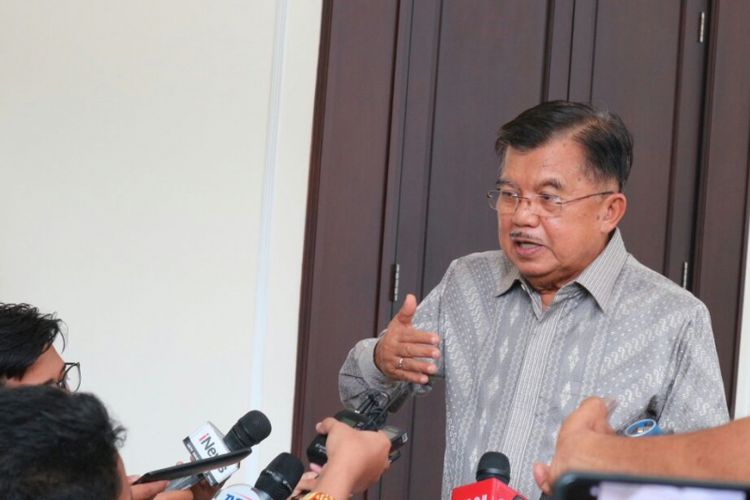 Wakil Presiden RI Jusuf Kalla ketika ditemui di kantor Wakil Presiden RI, Jakarta, Selasa (13/2/2018).