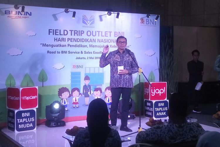 Direktur Utama PT BNI Achmad Baiquni saat membuka kegiatan Field Trip Outlet BNI bagi para pelajar se-Indonesia yang digelar bertepatan dengan Hari Pendidikan Nasional, Rabu (2/5/2018).