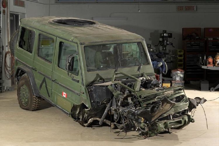 G-Wagon yang menjadi koleksi pajangan Museum Perang Kanada. Mobil ini dulunya pernah jadi target ledakan bom di Afganistan. Namun seluruh penumpangnya dilaporkan selamat.