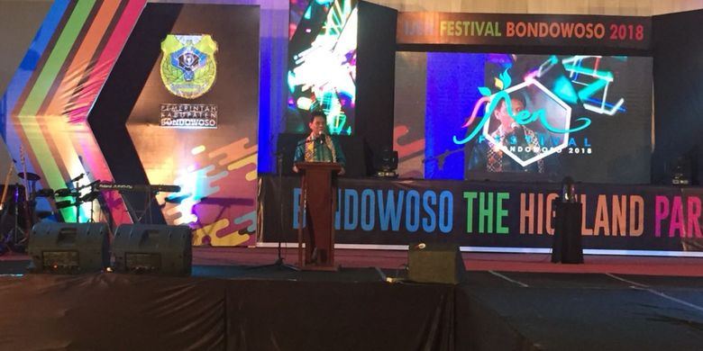 Bupati Bondowoso, Jawa Timur, Amin Said Husni, saat membuka Festival Ijen Tahun 2018, Selasa (24/4/2018).