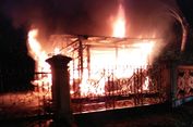Diduga Lupa Matikan Teko Pemanas Air, Kios Suvernir di TMII Terbakar