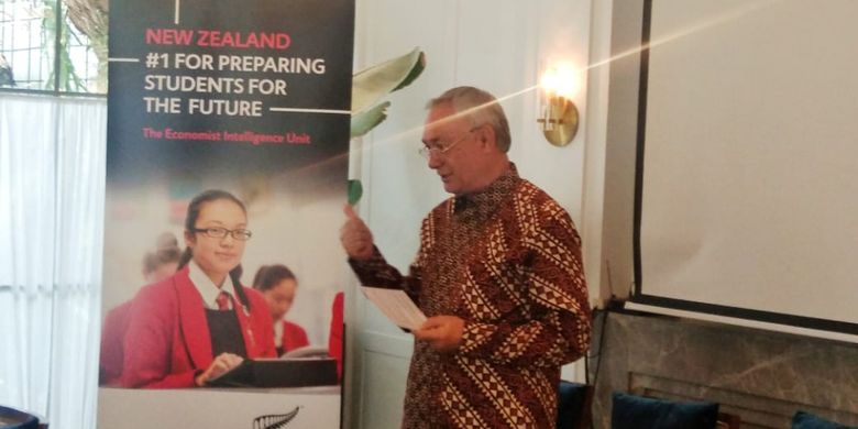 Duta Besar Selandia Baru untuk Indonesia Dr. Trevor Matheson dalam acara Education New Zealand (ENZ) di Jakarta (30/8/2018)