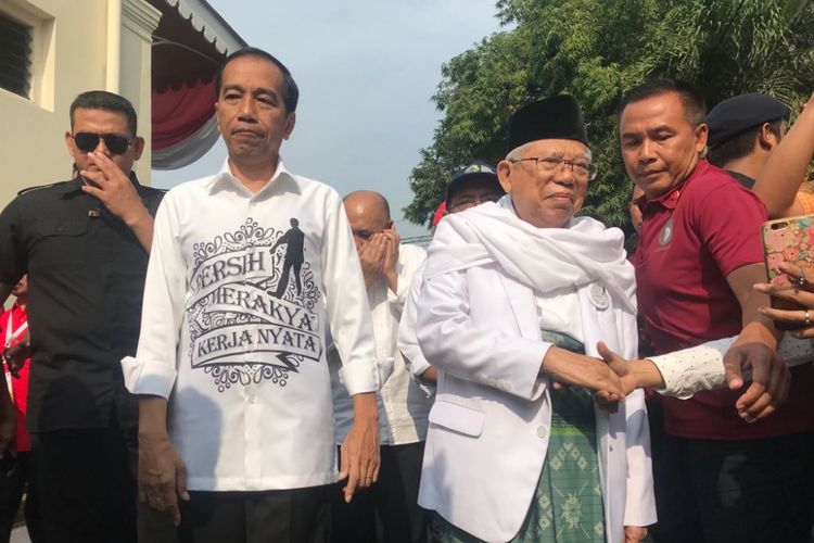 Calon presiden Joko Widodo dan calon wakil presidennya Maruf Amin mendatangi Gedung Joang 45, Menteng, Jakarta Pusat, Jumat (10/9/2018).