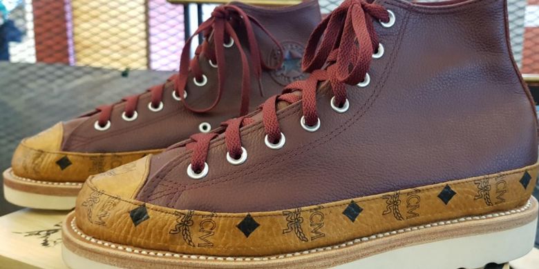 Custom sneakers dan boots dari Adit and The Bandits