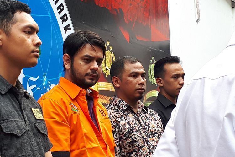 Artis peran Rio Reifan di Polda Metro Jaya, Jakarta Selatan, Jumat (16/8/2019).