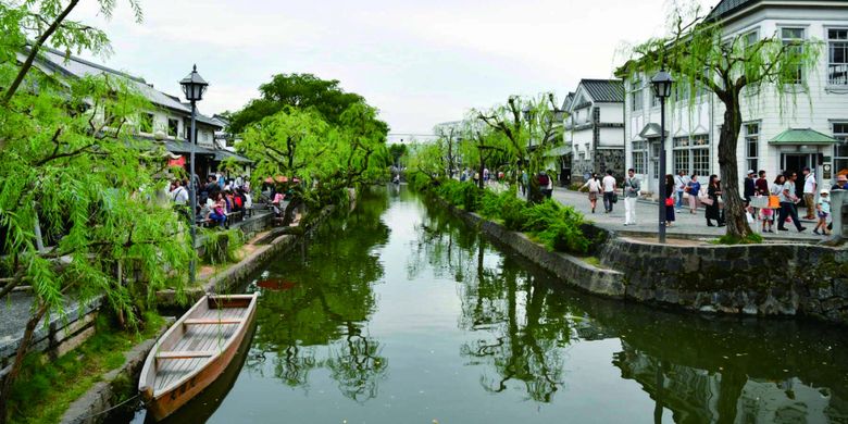 berjalan-jalan di daerah Bikanchi-ku 