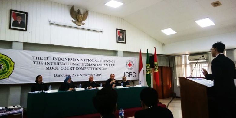 Final kompetisi Simulasi Peradilan Hukum Humaniter Internasional berlangsung hari Minggu (4/11/2018) di Bandung, Jawa Barat.