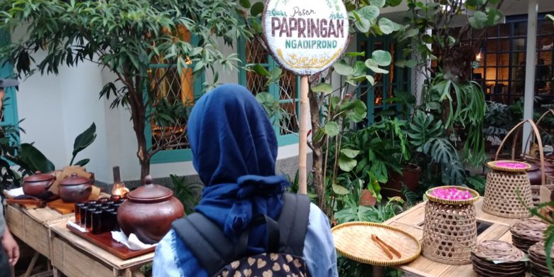 Pasar Papringan Goes to Kaum, yang menyajikan ragam hidangan tradisional khas Pasar Papringan Temanggung, di Resto  Kaum Jakarta, Selasa (22/5/2018). 