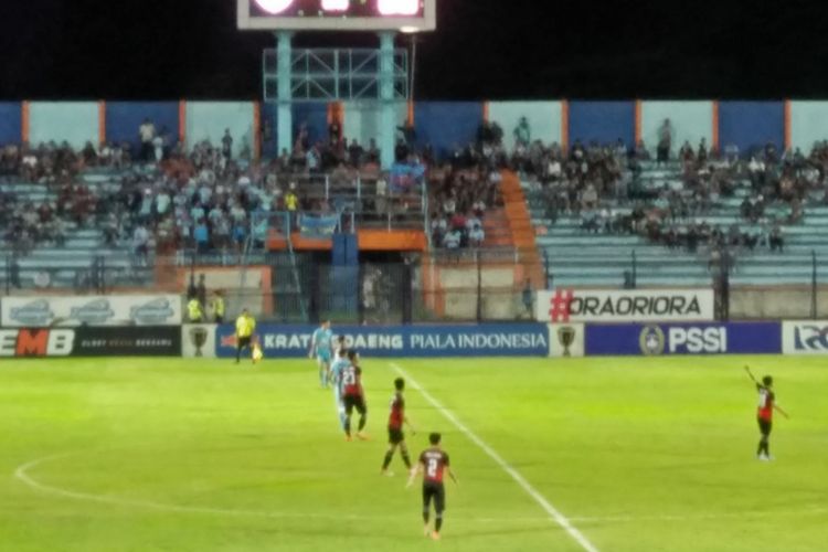 Pertandingan antara Persela Lamongan kontra Persik Kendal di Stadion Surajaya, Jumat (25/1/2019) malam.