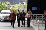 Bupati Bengkulu Selatan dan Istri Tiba di Gedung KPK