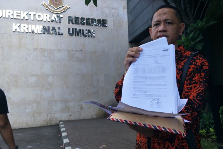 Kuasa hukum YR, Anton Widodo di Polda Metro Jaya, Jumat (23/3/2018).