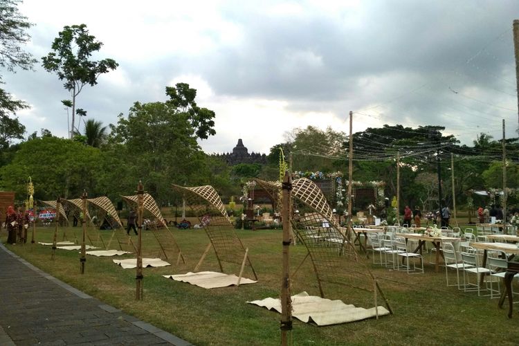 Suasana lokasi pernikahan Vicky Shu di taman Lumbini,  Komplek Taman Wisata Candi Borobudur,  Magelang, Sabtu (23/9/2017).