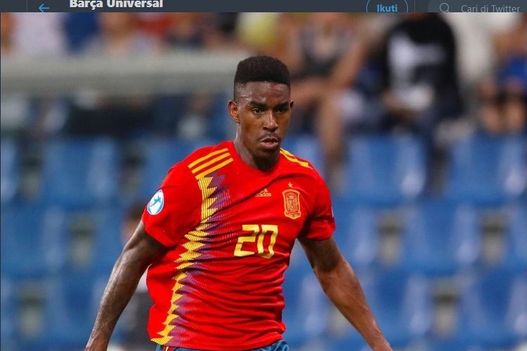 Bek sayap timnas U-21 Spanyol, Junior Firpo, selangkah lagi menjadi pemain Barcelona.