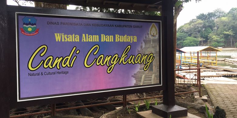 Candi Cangkuang, peninggalan Hindu Abad ke-8, di Desa Cangkuang, Kecamatan Leles, Kabupaten Garut, Jawa Barat, Sabtu (13/1/2018). 