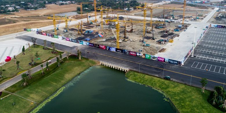 Foto udara proyek kawasan Kota Baru Meikarta, Cikarang, Bekasi, Jawa Barat, Senin (4/9/2017). Pada tahap pertama, akan dibangun 200 ribu unit apartemen yang siap huni pada akhir tahun 2018.