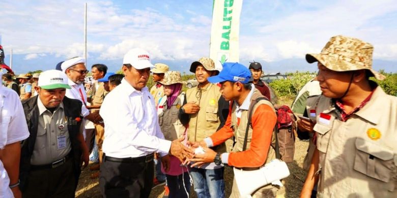 Menteri Pertanian Amran Sulaiman kunjungi lokasi terdampak gempa di Palu, Sulteng.