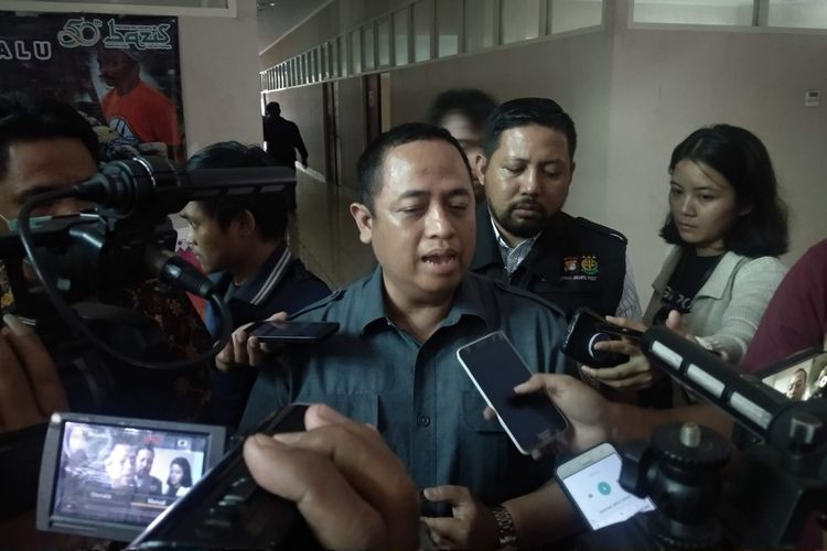 Ketua Divisi Hukum dan Penanganan Pelanggaran Bawaslu DKI Jakarta Puadi di Kantor Panwaslu Jakarta Pusat, Tanah Abang, Senin (6/5/2019).