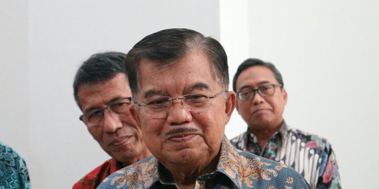 Wakil Presiden RI Jusuf Kalla ketika ditemui di Aula Fakultas Kedokteran Universitas Indonesia, Jakarta Kamis (22/3/2018). 