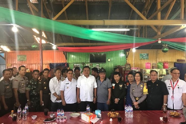 Gubernur Sumatera Utara (Sulut) Olly Dondokambey usai memantau langsung Pilkada 2018 di Minahasa pada Rabu (27/6/2018).