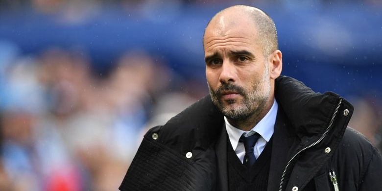 Ekspresi Manajer Manchester City, Josep Guardiola, sebelum pertandingan Premier League melawan Liverpool, pada 19 Maret 2017.
