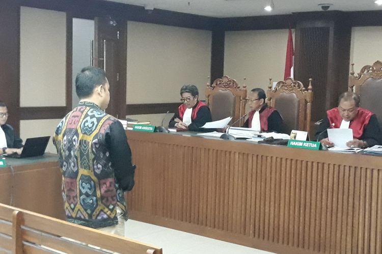 Terdakwa Eka Kamaluddin divonis 4 tahun penjara oleh majelis hakim di Pengadilan Tipikor Jakarta, Senin (4/2/2019).