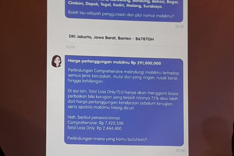 Simulasi percakapan via chat pesan instan antara petugas virtual Graxia dari Asuransi Astra dengan calon pelanggan. Graxia diperkenalkan Asuransi Astra di Jakarta, Rabu (12/9/2018).