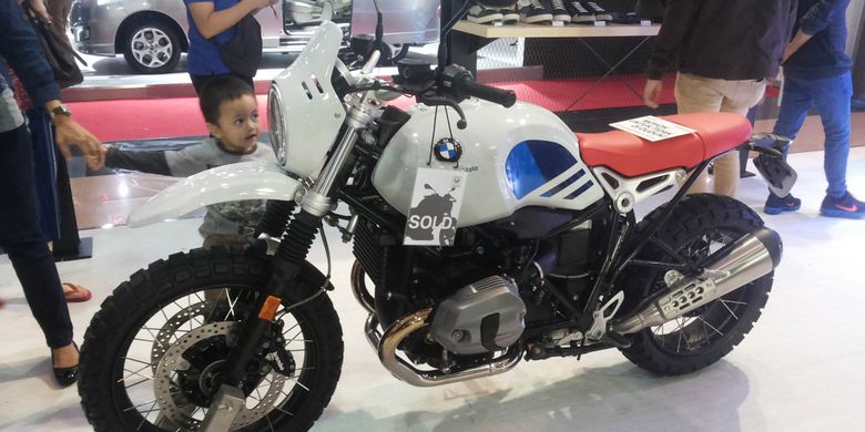 Salah satu sepeda motor merek yang dipajang di booth BMW Motorrad Indonesia di lokasi pameran Indonesia International Motor Show (IIMS) 2018, JIExpo, Kemayoran, Jakarta.