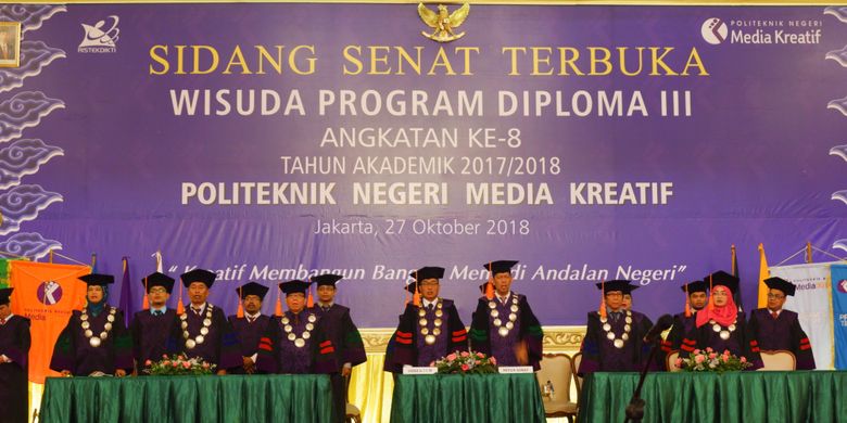 Politeknik Negeri Media Kreatif (Polimedia Kreatif) melaksanakan wisuda program diploma III Angkatan VIII bertempat di Balai Sudirman Jakarta (27/10/2018).