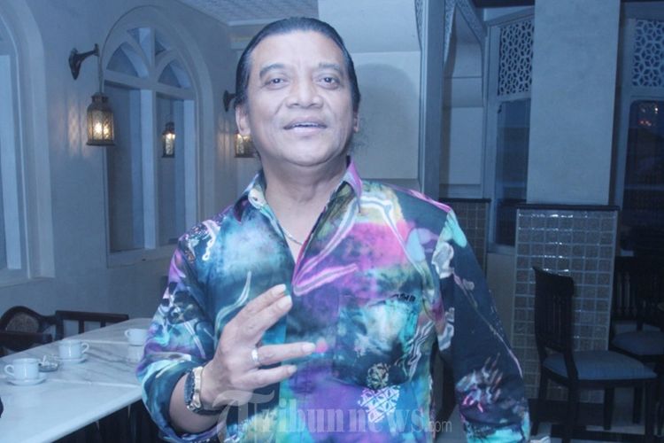 Penyanyi campursari Didi Kempot saat diabadikan di Aljazeerah Resto & Lounge, Menteng, Jakarta Pusat, Rabu (24/5/2017).