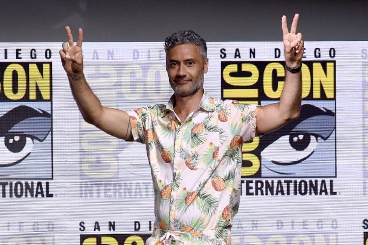 Sutradara Taika Waititi menghadiri presentasi film keluaran Marvel Studios, Thor: Ragnarok, pada acara Comic-Con International 2017 di San Diego Convention Center, San Diego, California, pada 22 Juli 2017.