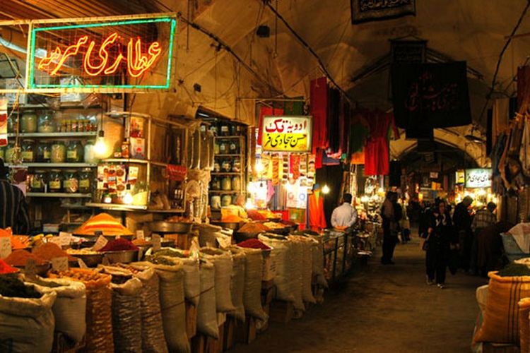 Bazaar E Bozorg di Iran.