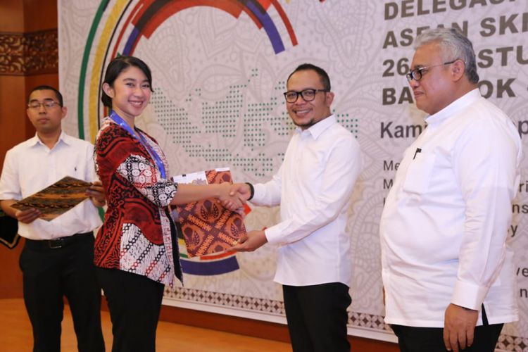 Kementerian Ketenagakerjaan (Kemnaker) mengapresiasi delegasi Indonesia yang berhasil meraih juara kedua pada ajang ASEAN Skills Competition (ASC) ke-XII di Thailand 