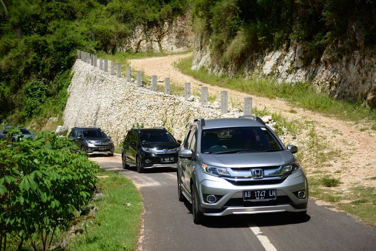 Jalan berkelok jadi menu utama test drive Honda BR-V di pesisir selatan Yogyakarta