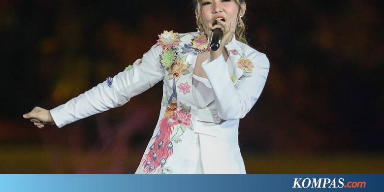Via Vallen Wujudkan Keinginan Yohanes Bocah Pemanjat Tiang 