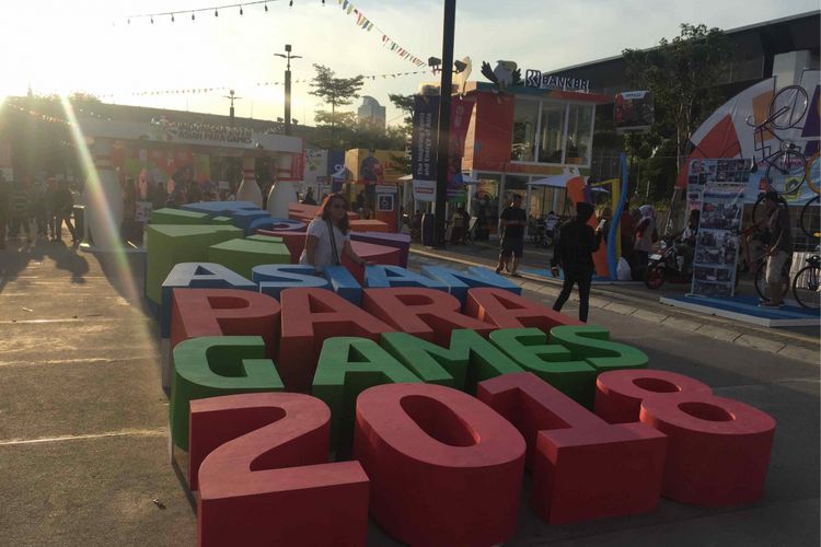 Panitia penyelenggara  Asian Para Games 2018, Inapgoc, menyiapkan tiga zona di kawasan Gelora Bung Karno, Senayan untuk memanjakan para pengunjung  even olahraga terbesar se-Asia bagi para penyang disabilitas. Zona tersebut yaitu Zona Insipirasi, Zona  Semangat, dan Zona Energi.