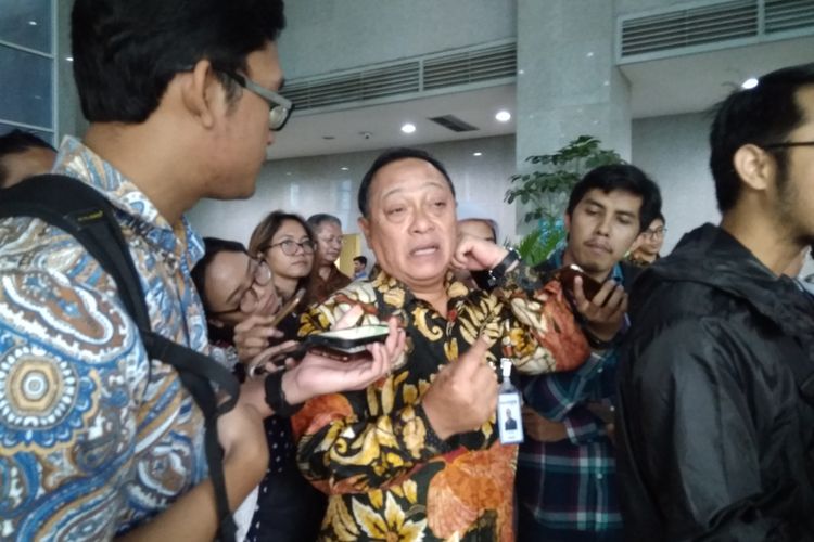 Direktur BTN Maryono berikan penjelasan terkait kredit pendidikan di Gedung Kementerian Riset, Teknologi dan Pendidikan Tinggi (Kemenristekdikti), Selasa (10/04/2018).