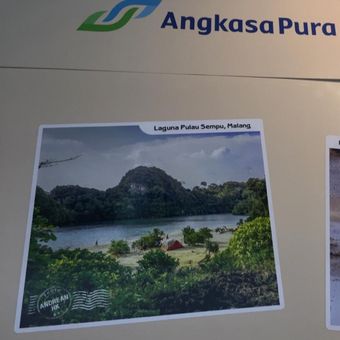 Pulau Sempu ada di dalam papan informasi wisata di Bandara Juanda Surabaya