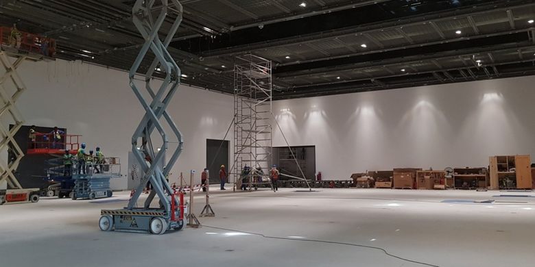Konstruksi kubah Museum Lovre memasuki tahap akhir.