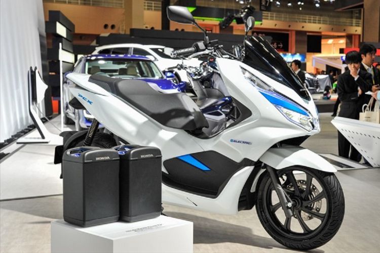 Honda PCX EV yang dipamerkan di ajang Tokyo Motor Show 2017