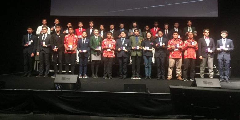 Tim Olimpiade Fisika Indonesia (TOFI) berhasil meraih prestasi dalam kompetisi Fisika tingkat Asia di ajang Asian Physics Olympiad (APhO) ke-20 yang diselenggarakan di Adelaide, Australia tanggal 5 ? 13 Mei 2019. 