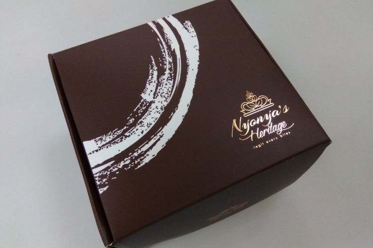 Kue lapis modifikasi dari Nyonyas Heritage.