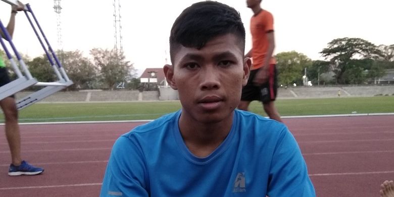 Salah satu atlet Indonesia untuk ajang Asian Para Games 2018, Sapto Yogo, saat diwawancara di Stadion Sriwedari, Kamis (27/9/2018).
