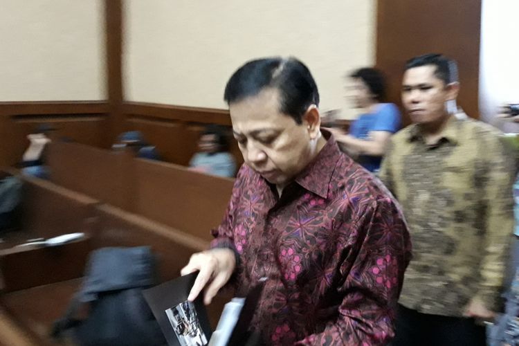 Setya Novanto bersaksi untuk terdakwa dokter Bimanesh Sutarjo di Pengadilan Tipikor Jakarta, Jumat (27/4/2018).