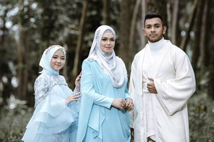 Nissa Sabyan, Siti Nurhaliza, dan Taufik Batisah berkolaborasi dalam lagu Ikhlas.