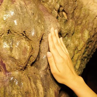 Nanatsugama Limestone Cave 