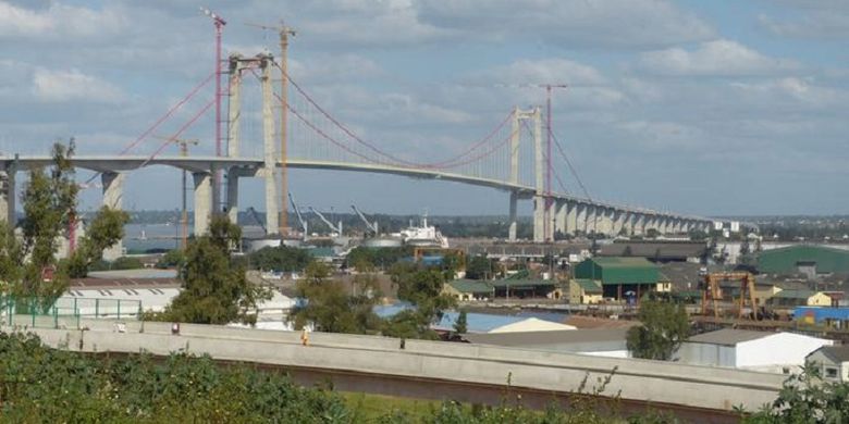 Jembatan Maputo-Katembe di Mozambik, Afrika.