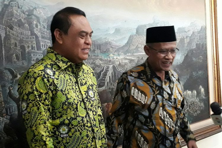 Ketua Dewan Masjid Indonesia (DMI) sekaligus Wakapolri Komjen Pol Syafruddin bersama Ketua Umum PP Muhammadiyah Prof Haedar Natsir di Jakarta, Kamis (5/7/2018).