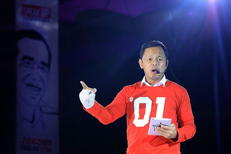 Wakil Ketua Umum Partai Amanat Nasional (PAN) Bima Arya Sugiarto saat hadir dalam acara Speak Up Satukan Suara yang dihadiri ratusan pendukung Jokowi-Maruf Amin di Puri Begawan, Jumat (12/4/2019) malam   