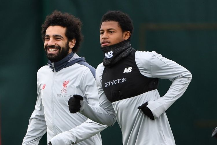 Dua pemain Liverpool, Mohamed Salah dan Rhian Brewster, berlatih di Melwood, 12 Maret 2019. 