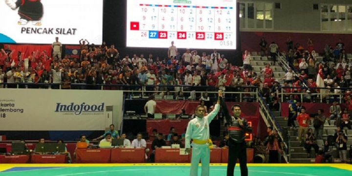 Kubu Malaysia melakukan protes dan mundur dari laga. Akhirnya, pesilat Indonesia Komang Harik mendapat emas ke-17.